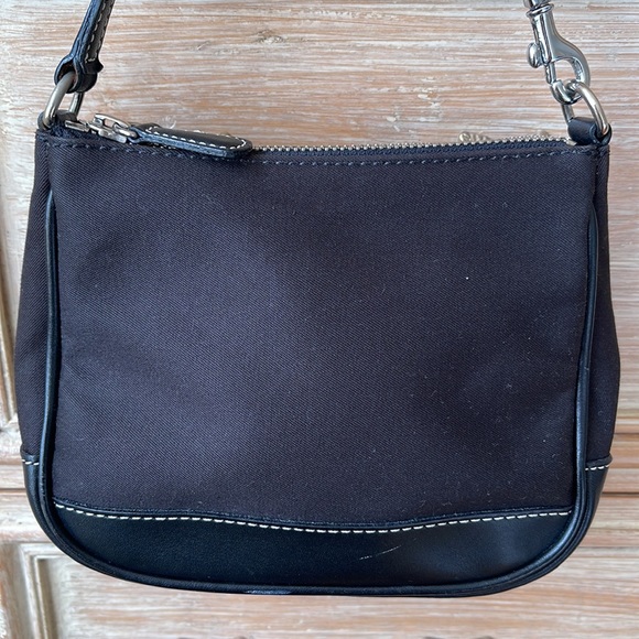 COACH VINTAGE Peach Leather / Canvas Mini Bag - Picture 5 of 12